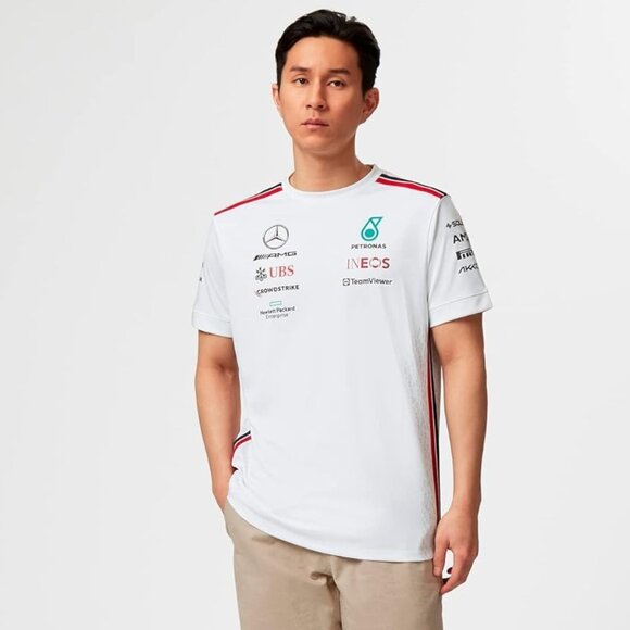 Mercedes AMG Petronas Formula One Team - Official Formula 1 Merchandise SM - Picture 1 of 9